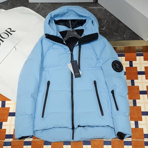 すぐ届 ディオール Descente&Peter Doig パファージャケット 偽物 deu86465